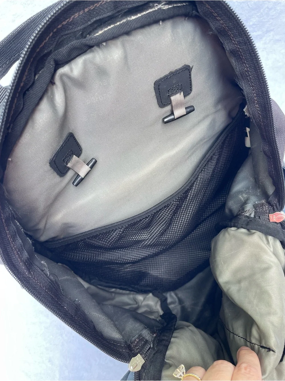 REI Teal and Black Daypack – Technical Hiking Backpack